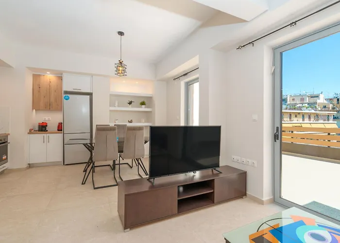Luxury Penthouse Near Acropolis